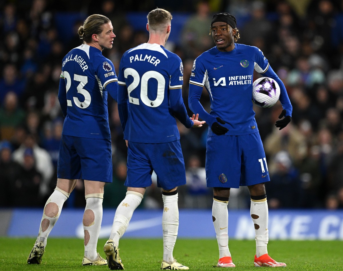 Chelsea could sell star midfielder Gallagher