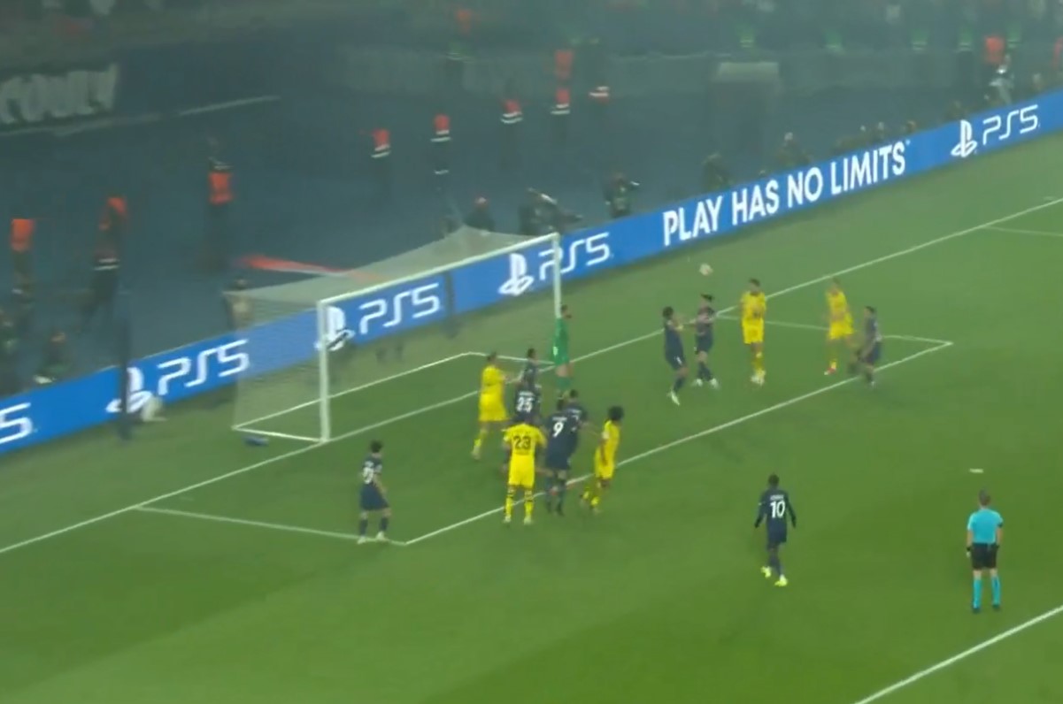 Video: Mats Hummels header puts Borussia Dortmund on the brink of Champions League final