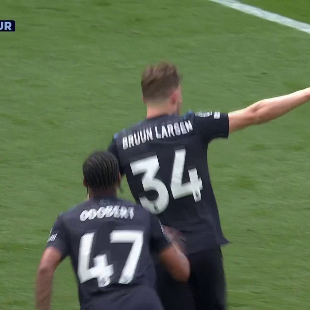 Video: Burnley take the lead against Tottenham