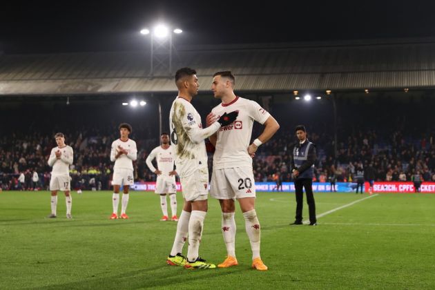 palace vs united casemiro dalot