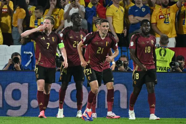 Belgium's midfielder #07 Kevin De Bruyne celebrates scoring his team's second goal with his teammates during the UEFA Euro 2024 Group E football match between Belgium and Romania at the Cologne Stadium in Cologne on June 22, 2024.
