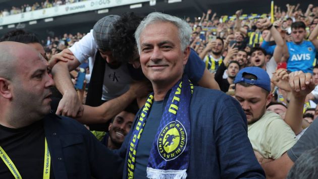 Jose Mourinho unveiled as Fenerbahce manager.