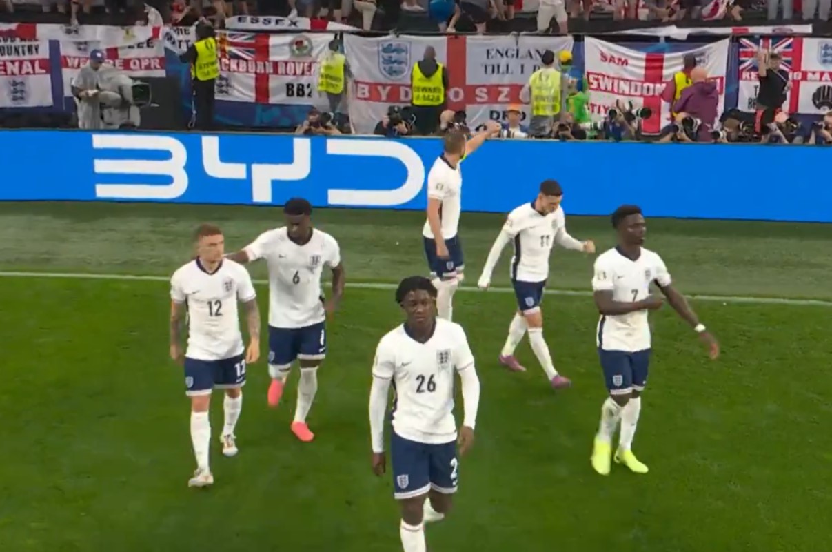 Video: Controversial decision leads to Harry Kane equalising for England