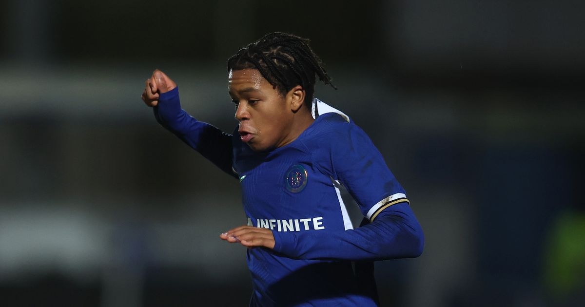Liverpool want to sign Rio Ngumoha from Chelsea.