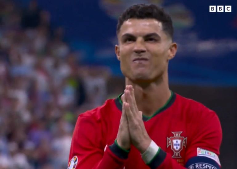 Video: Cristiano Ronaldo apologises to Portugal fans during shootout