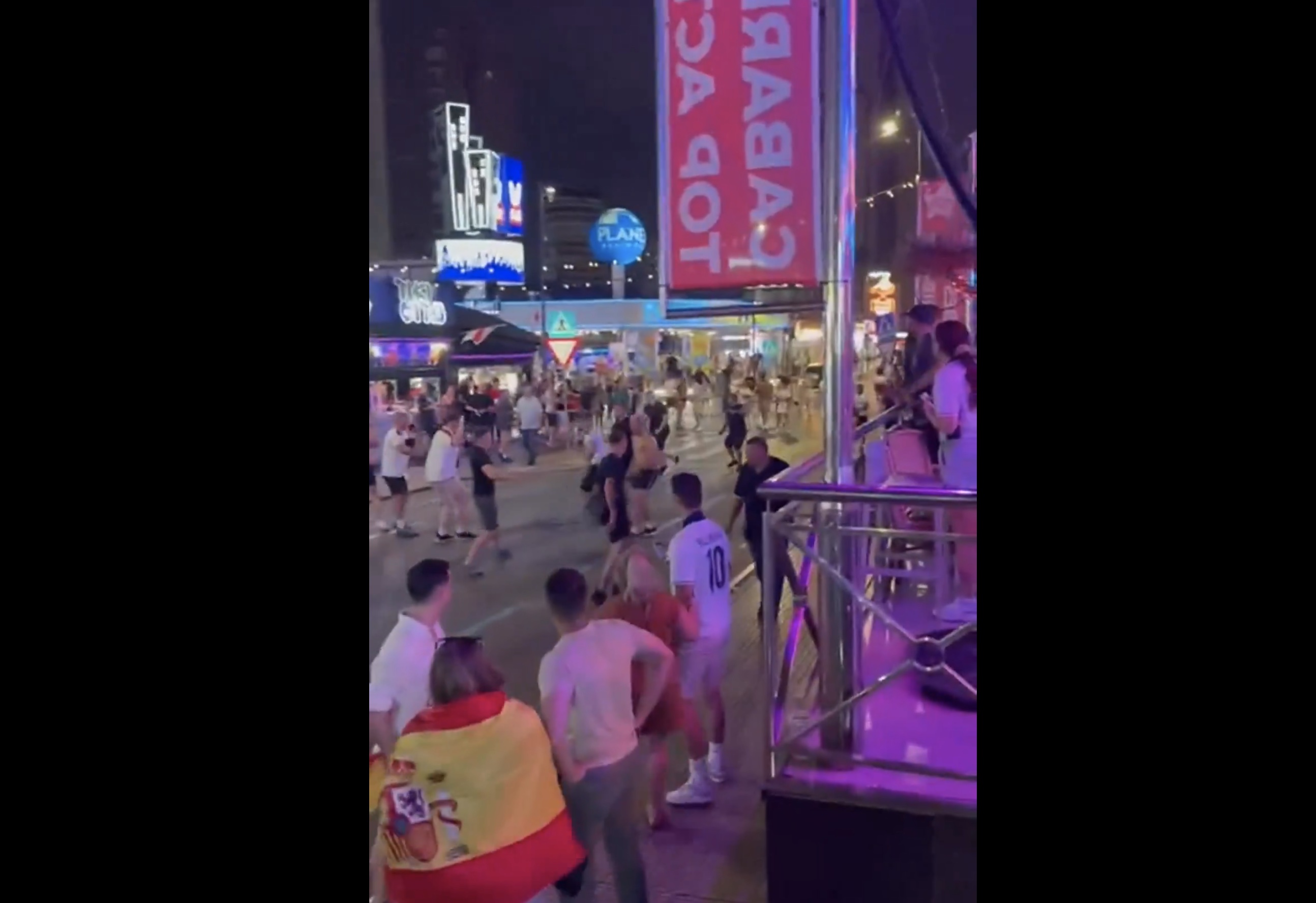 (Video) England and Spain fans clash in huge brawl following Euro 2024 final