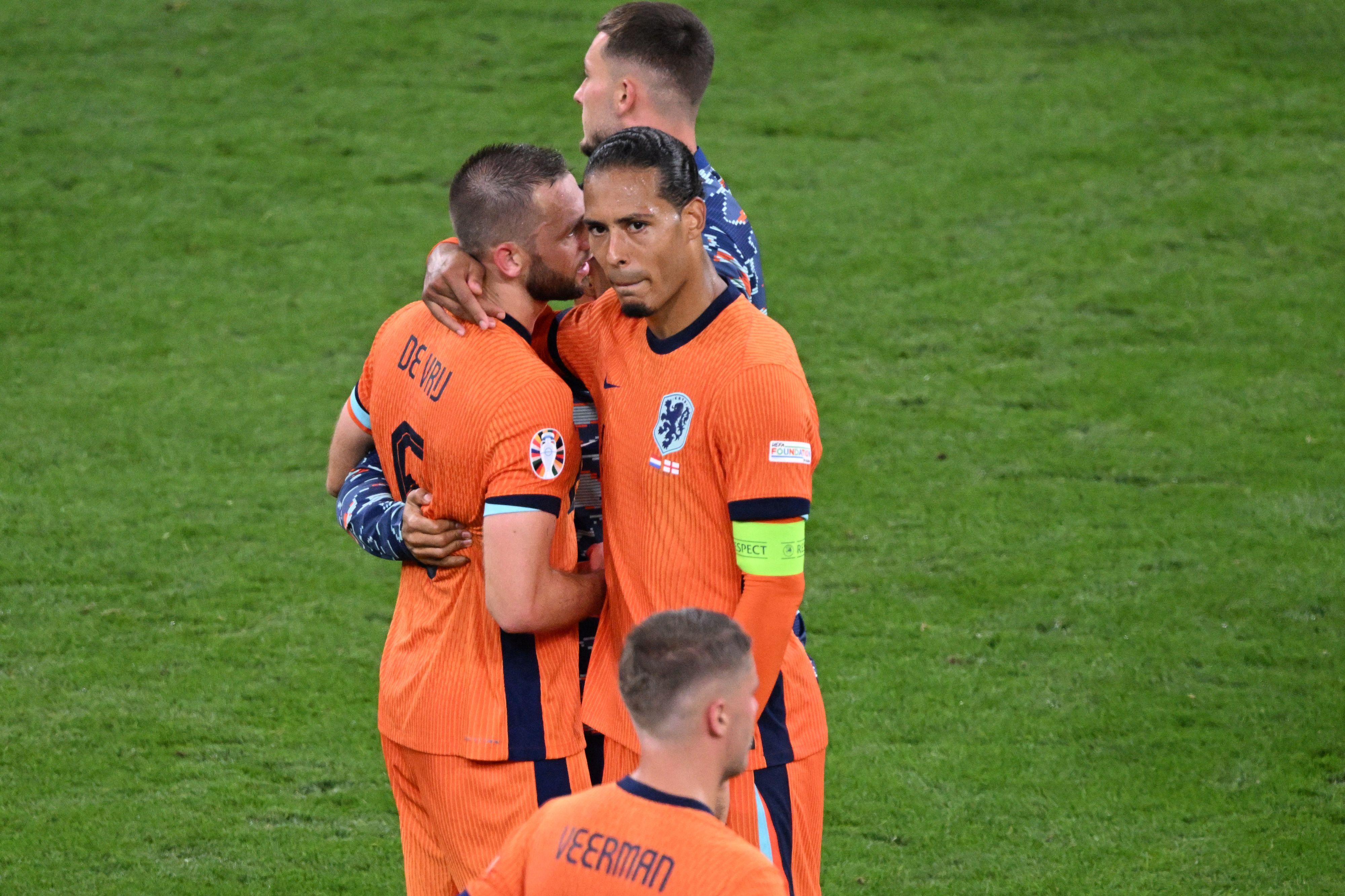 Stefan de Rij and Virgil van Dijk in action for the Netherlands