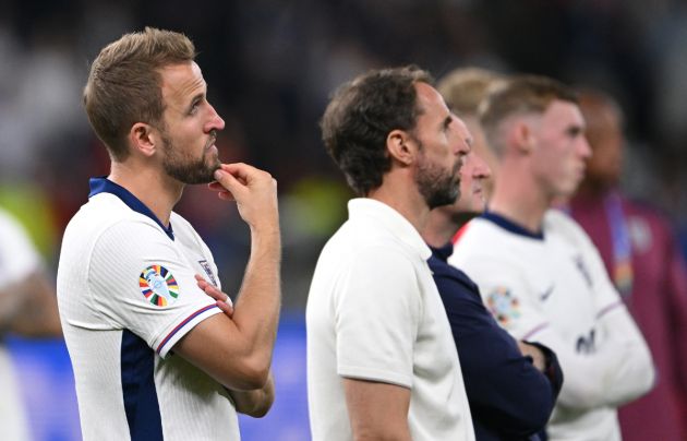 England captain Harry Kane (l) and coach Gareth Southgate react after England had lost 2-1 to Spai during the UEFA EURO 2024 final match between Spain and England at Olympiastadion on July 14, 2024 in Berlin, Germany.