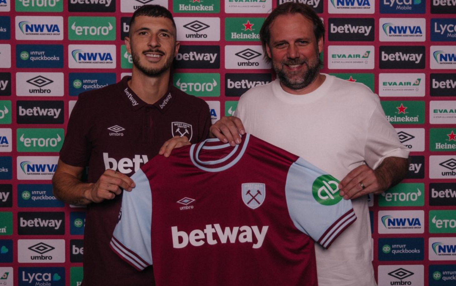 Guido Rodriguez and West Ham's technical director Tim Steidten