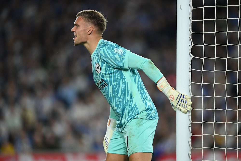 Real Madrid want Bart Verbruggen to replace Thibaut Courtois.