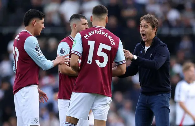 LONDON, ENGLAND - SEPTEMBER 14: Julen Lopetegui, Manager of West Ham United, gives instructions during the Premier League match between Fulham FC and West Ham United FC at Craven Cottage on September 14, 2024 in London, England.