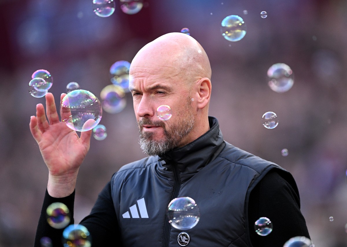 Erik ten Hag during the 2-1 defeat at West Ham