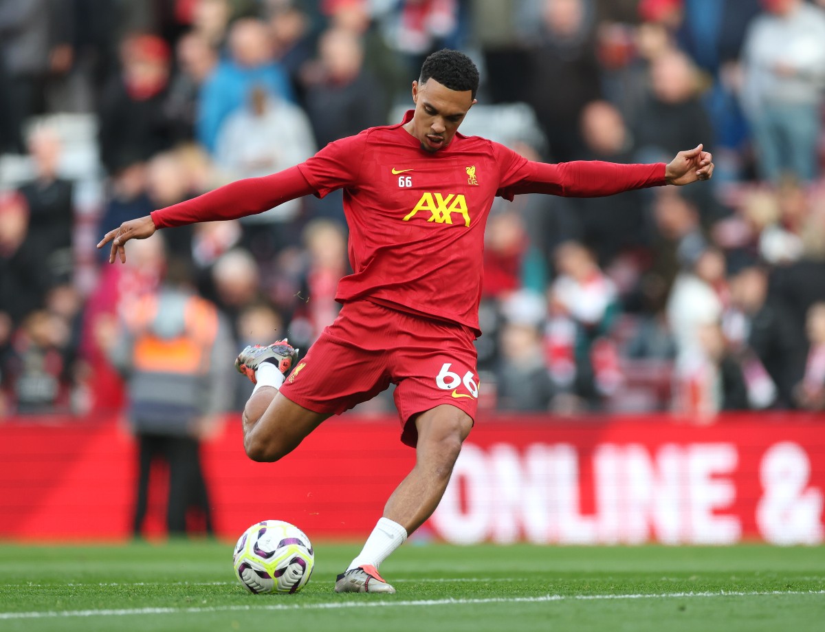 Trent Alexander-Arnold warming up for Liverpool's recent game against Chelsea