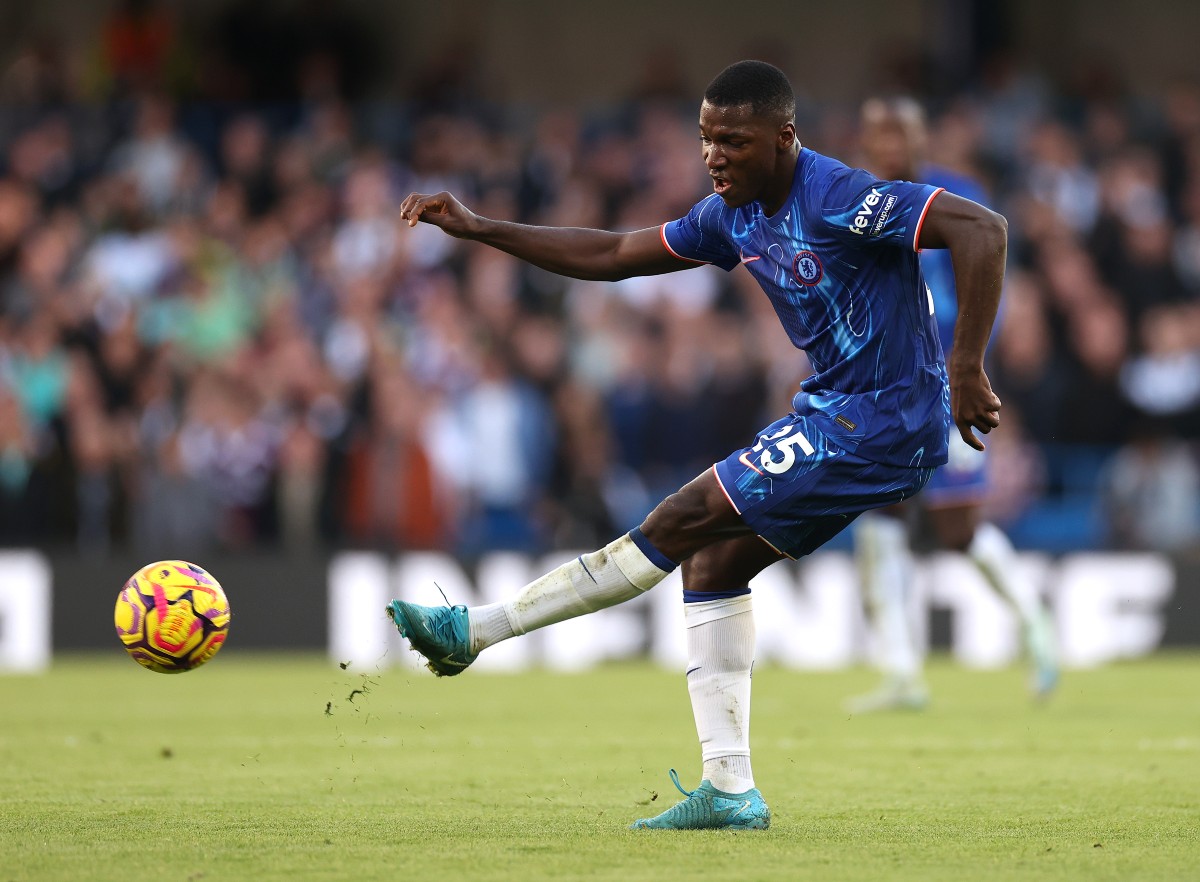 Moises Caicedo in action for Chelsea against Newcastle