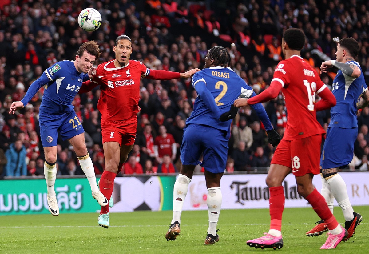 Virgil van Dijk scores for Liverpool against Chelsea