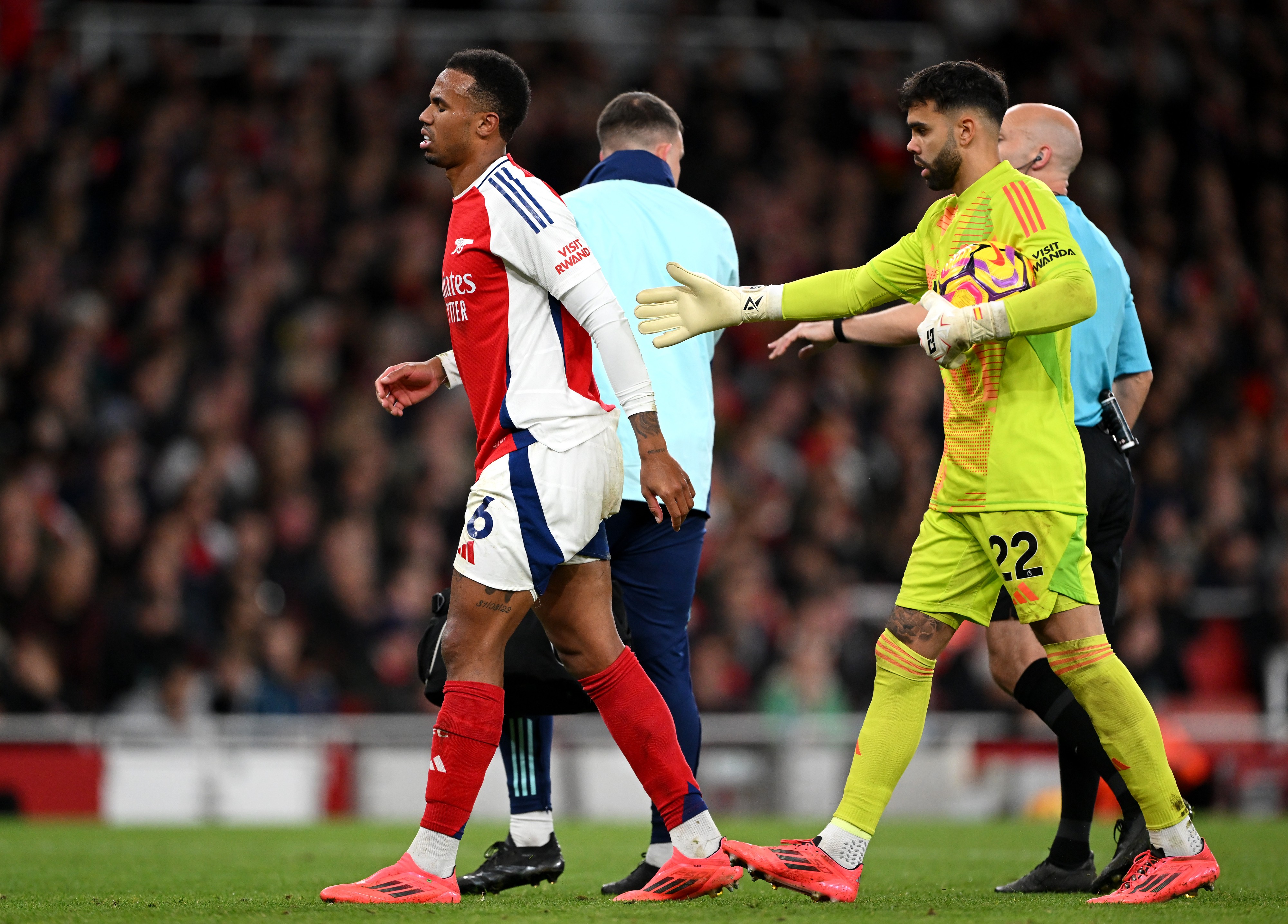 Arsenal's Gabriel got injured against Liverpool