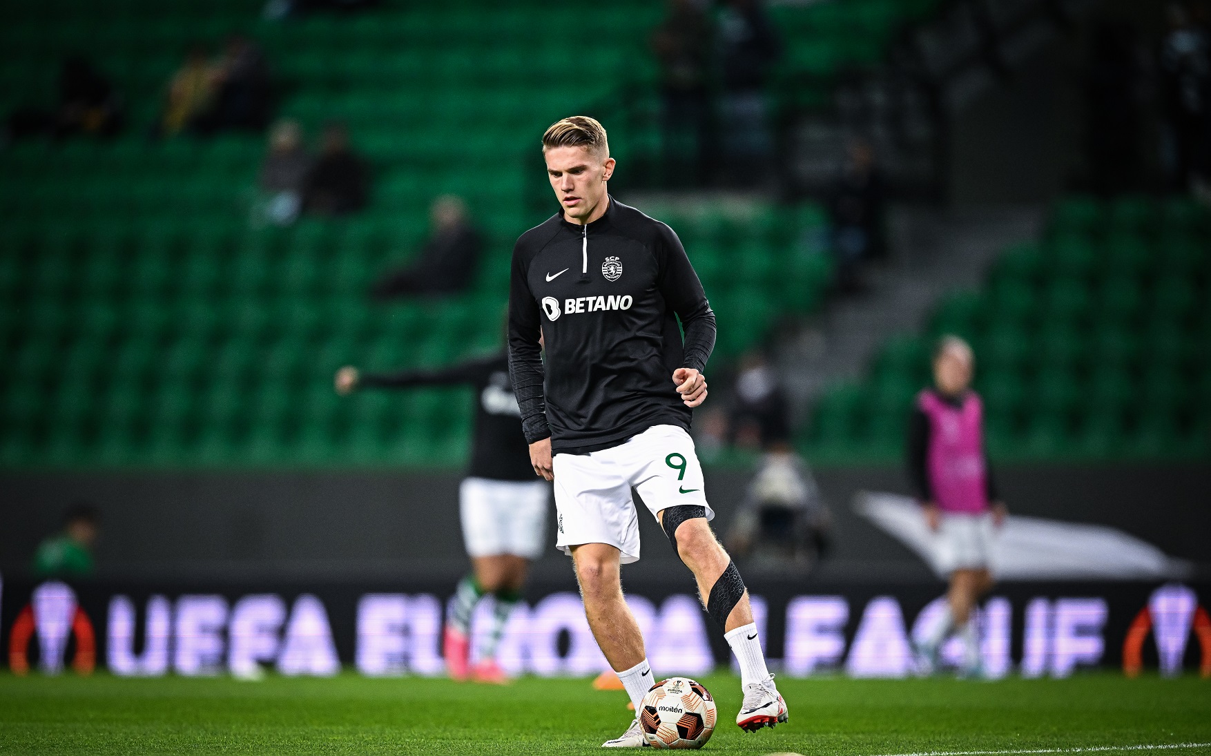 Sporting striker Viktor Gyokeres in training.