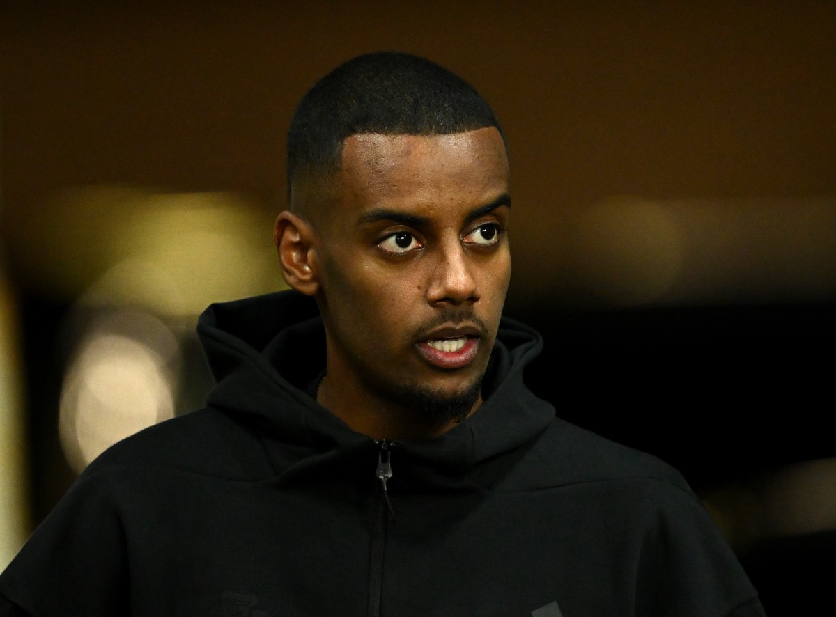 Alexander Isak ahead of Newcastle's game against West Ham