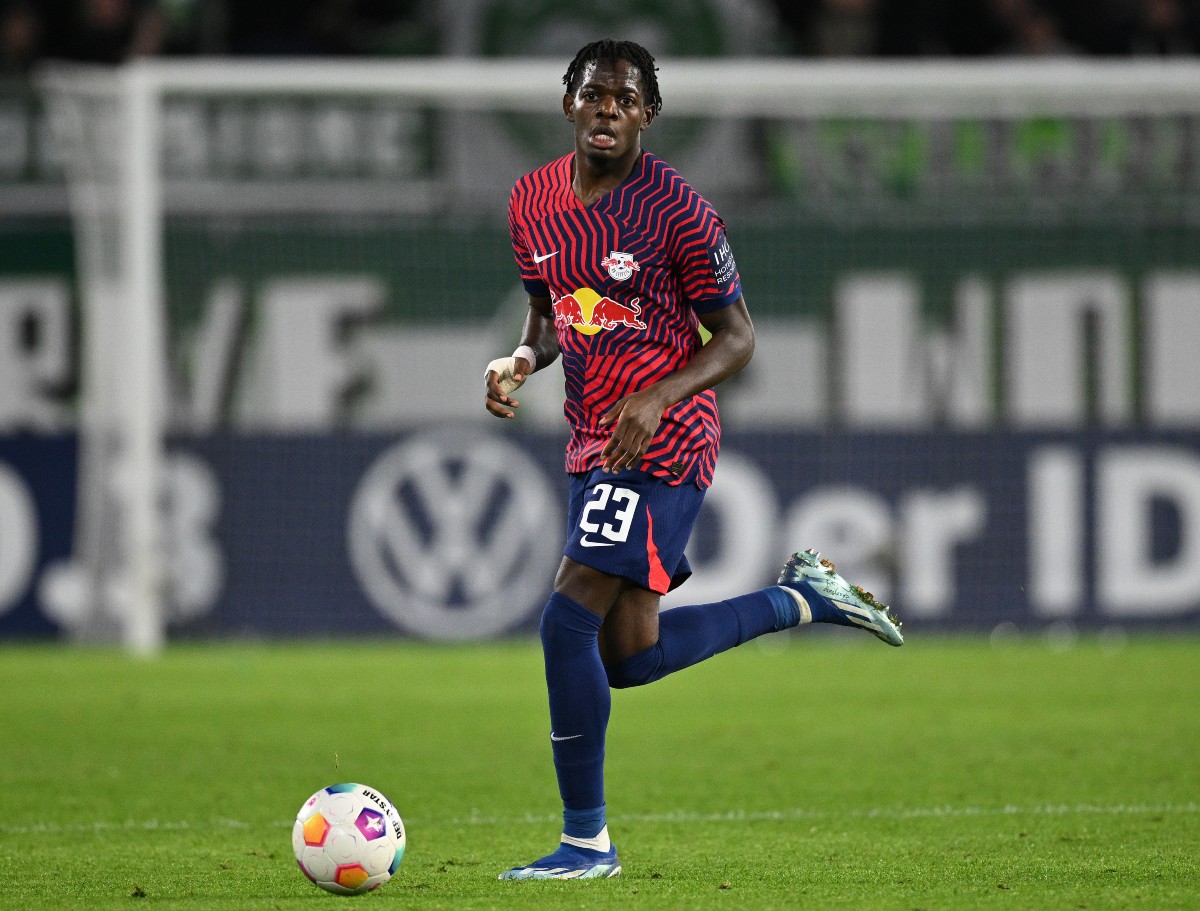 Castello Lukeba in action for RB Leipzig