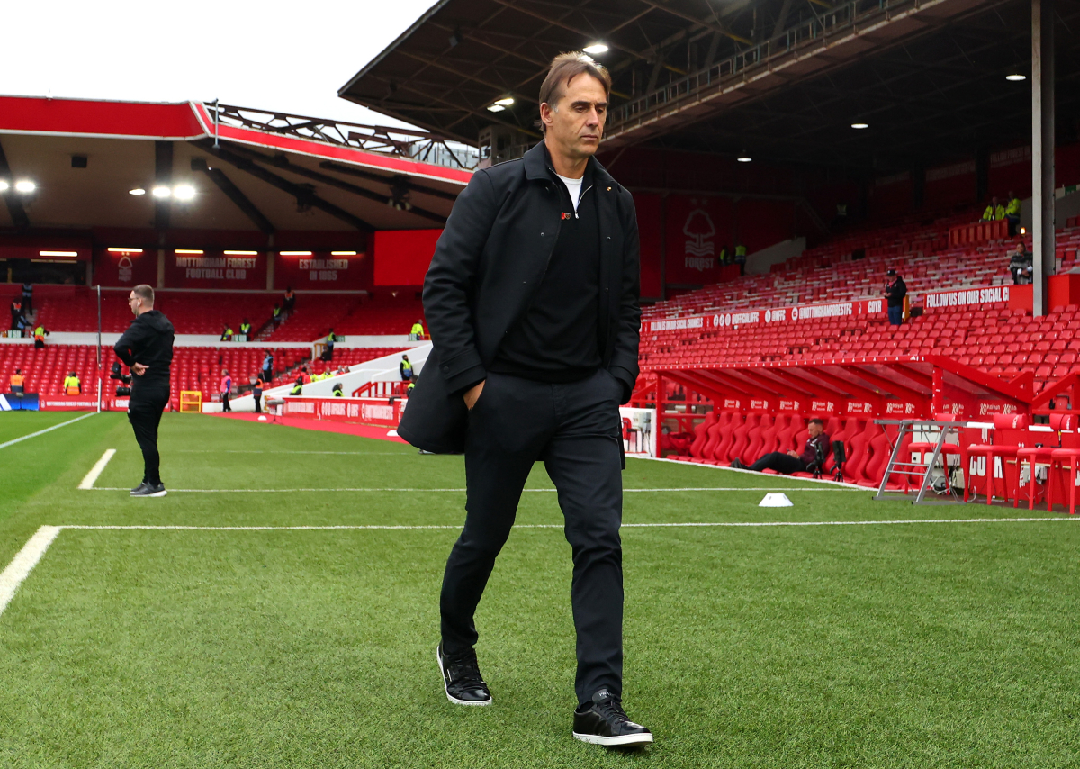 Julen Lopetegui is under pressure at West Ham