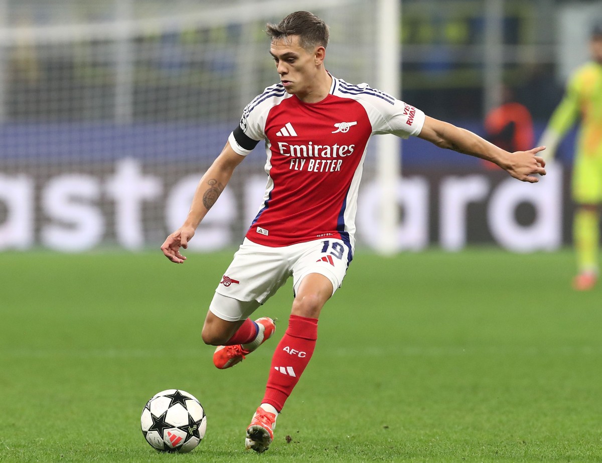 Leandro Trossard in action for Arsenal against Inter Milan