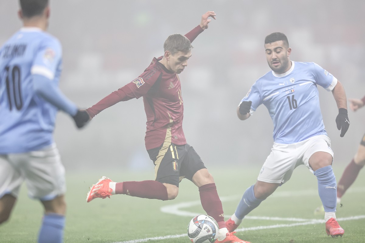 Leandro Trossard in action for Belgium against Israel