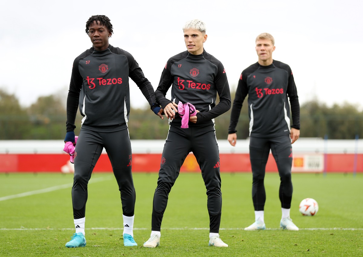 Manchester United players in training