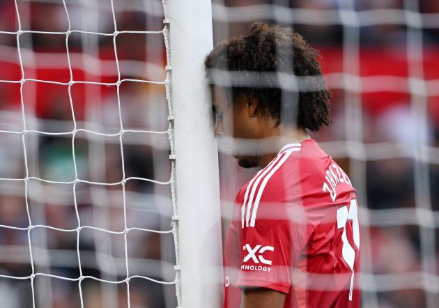 Joshua Zirkzee looks frustrated during a Manchester United game this season