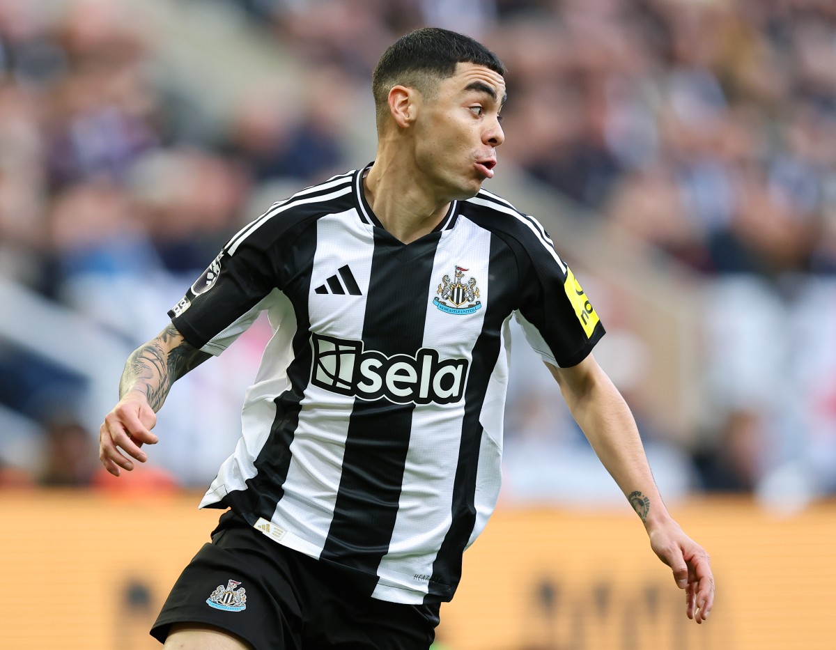 Miguel Almiron in action for Newcastle United