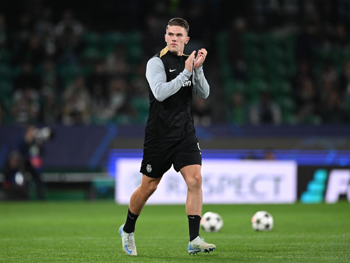 Viktor Gyokeres during pre-match with Sporting Lisbon