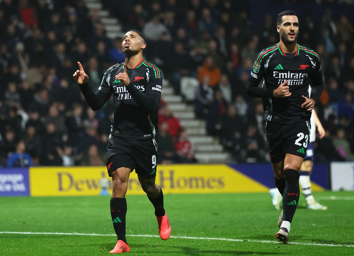 Gabriel Jesus celebrates a goal for Arsenal