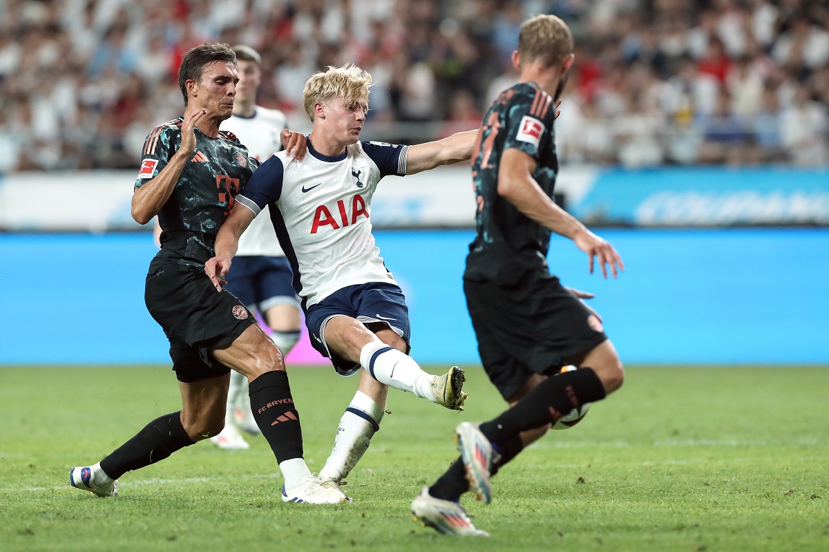 Lucas Bergvall is on the action for Tottenham