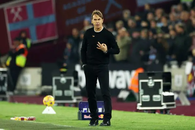 Julen Lopetegui is unhappy at West Ham