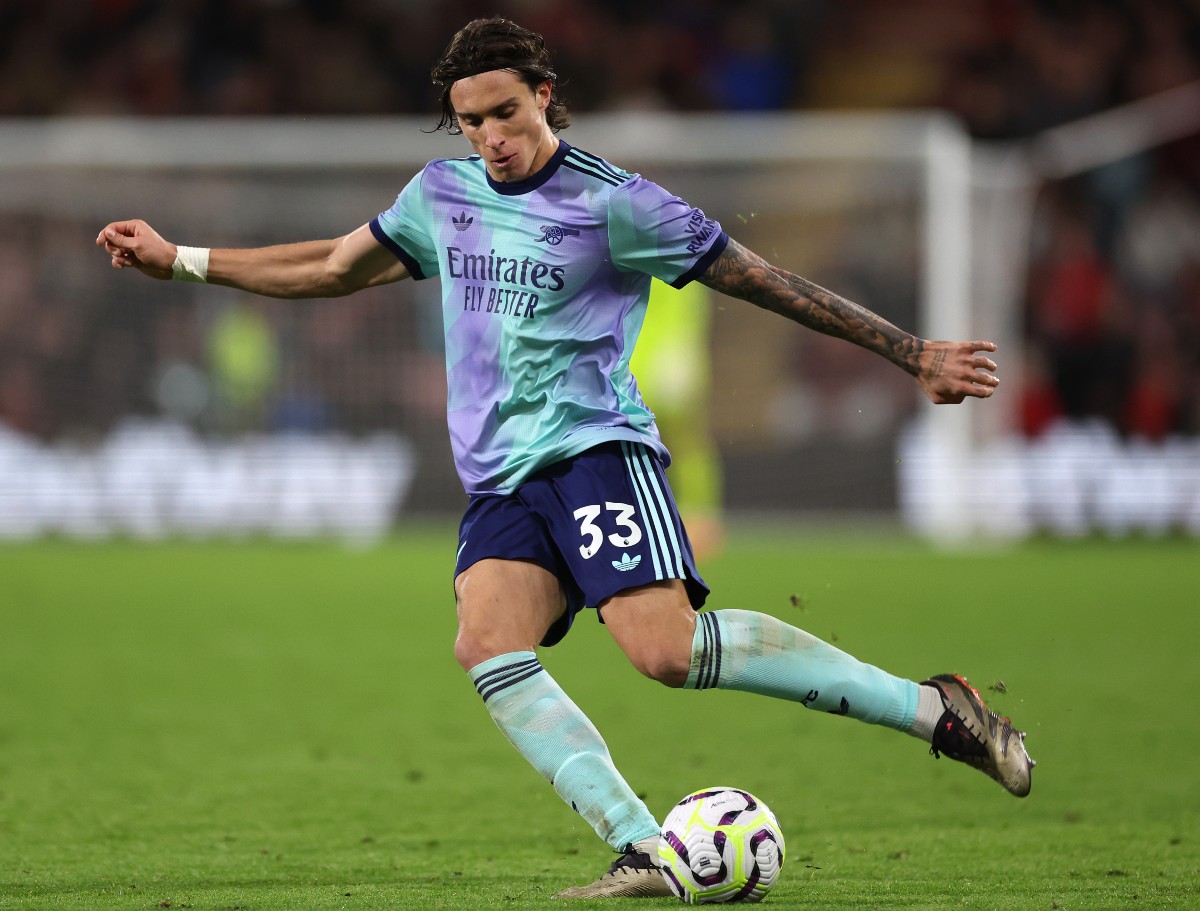 Arsenal defender Riccardo Calafiori on the ball