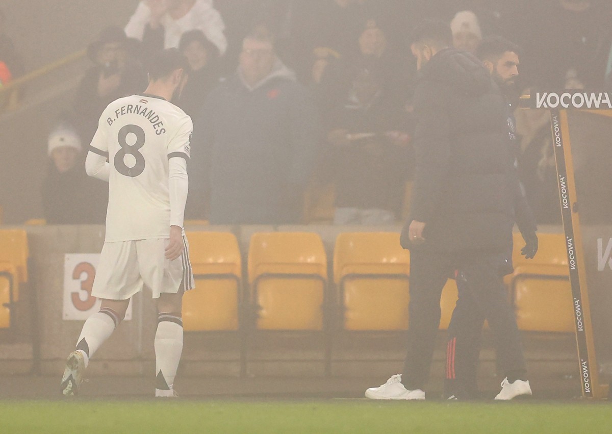 Bruno Fernandes leaves after his red card against Wolves