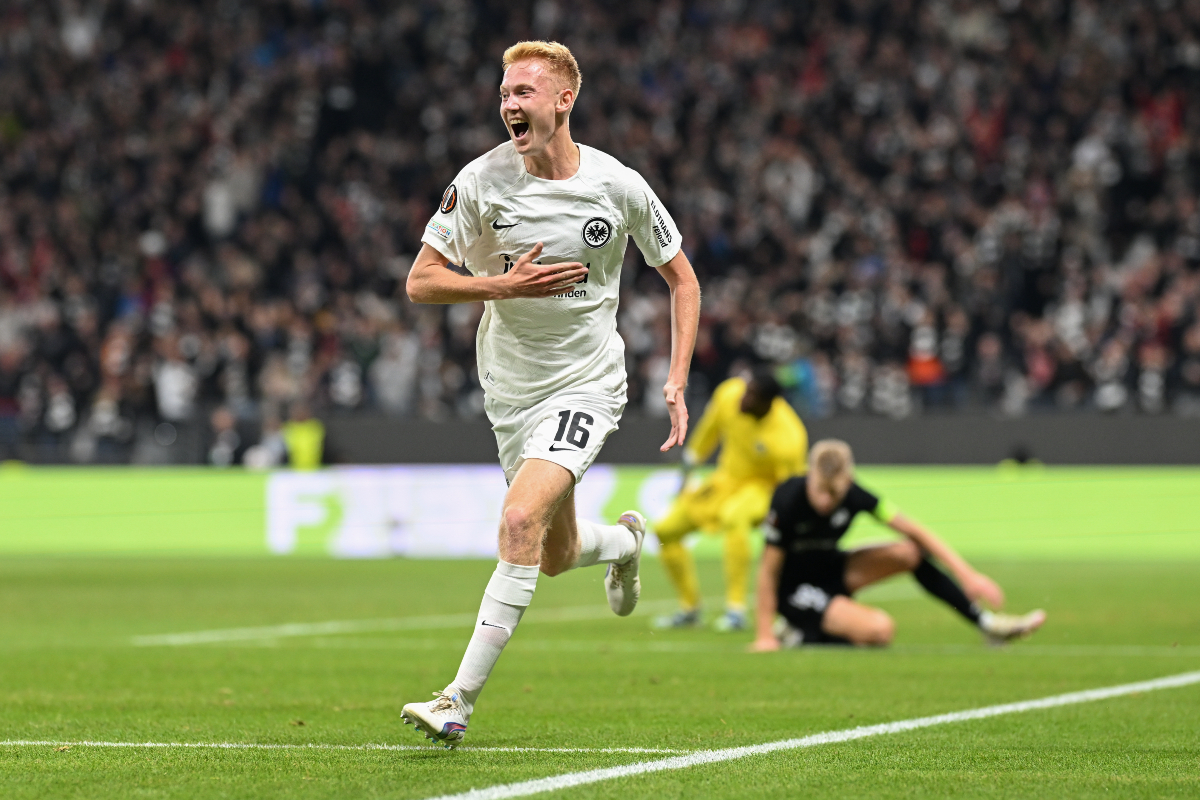 Eintracht Frankfurt star Hugo Larsson in action