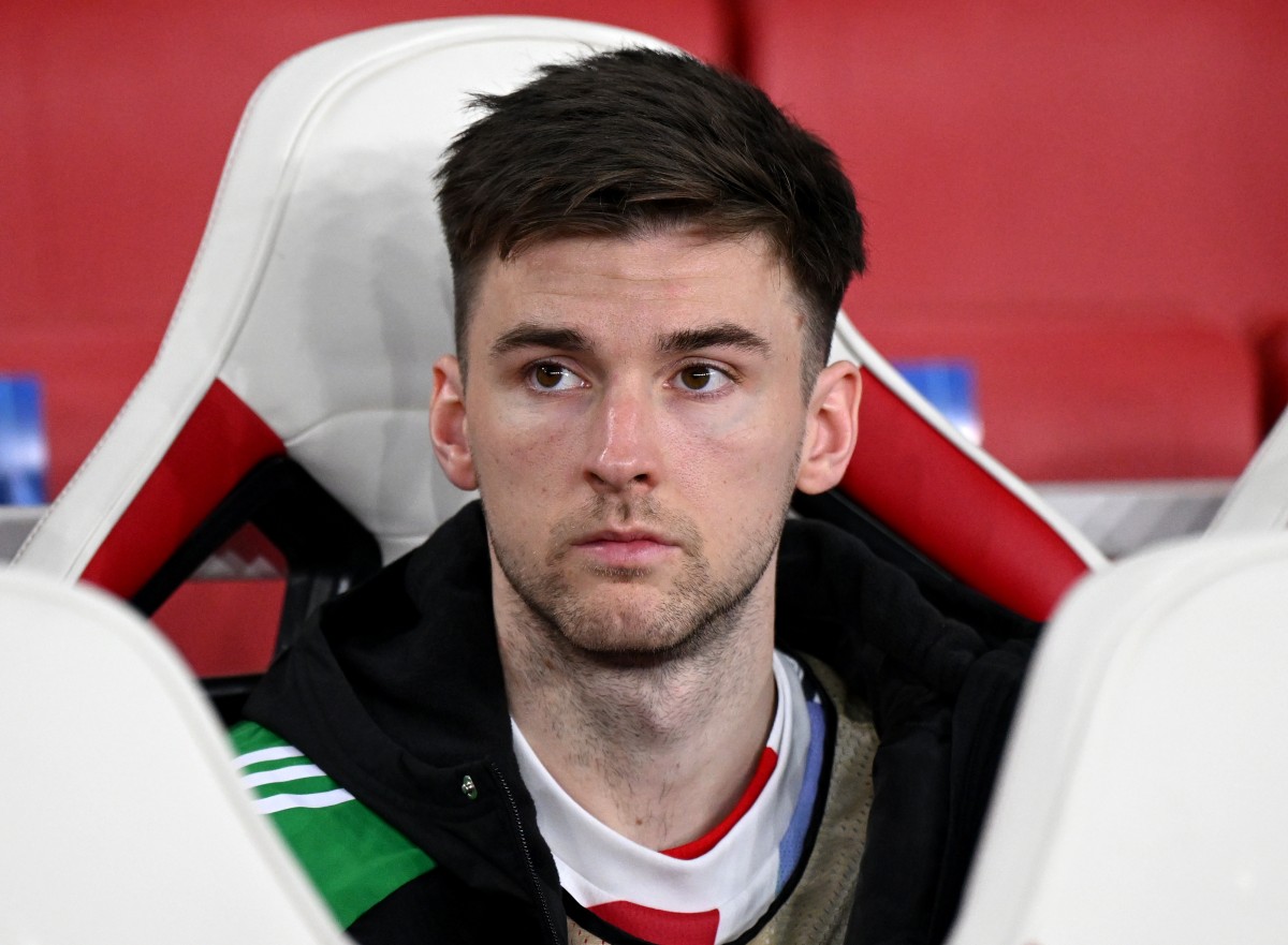 Kieran Tierney on the Arsenal bench