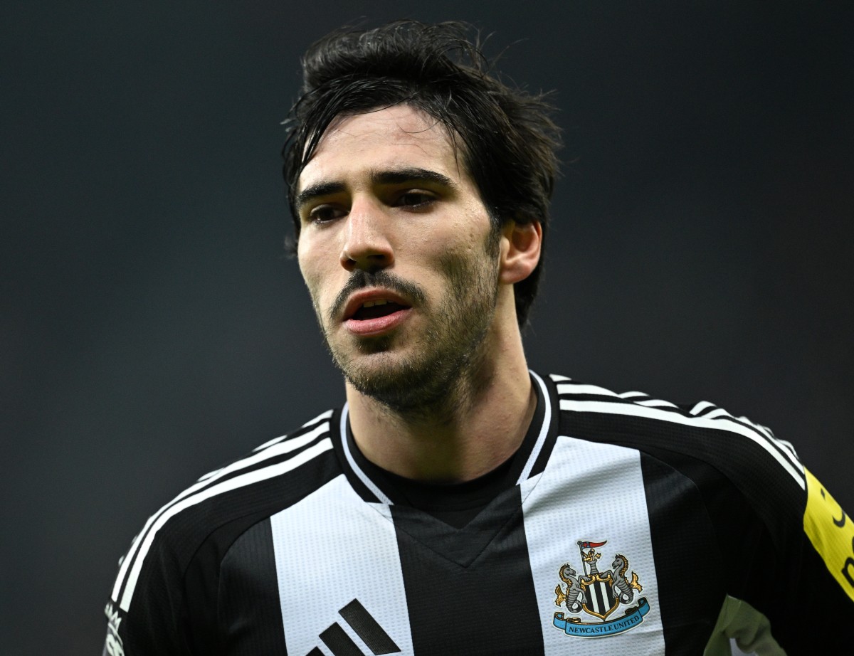 Newcastle midfielder Sandro Tonali