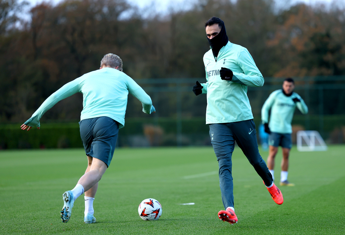 Sergio Reguilon in Tottenham training