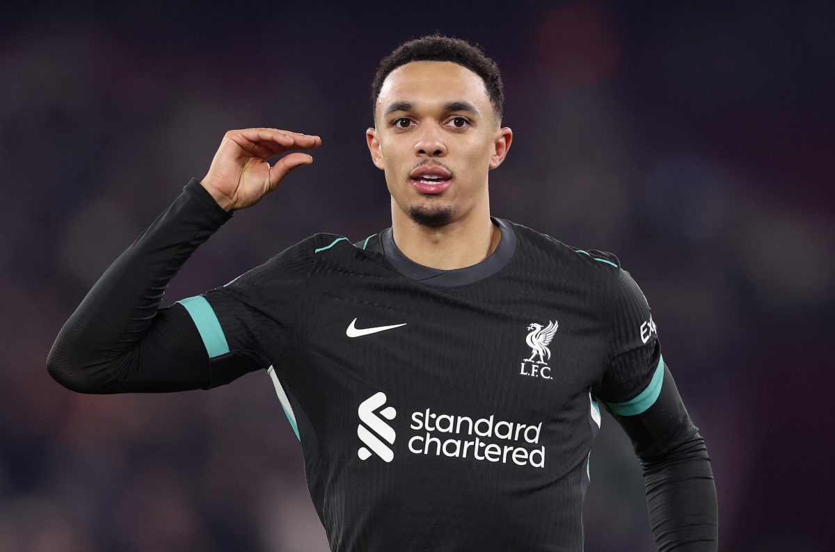 Trent Alexander-Arnold celebrates Liverpool goal 