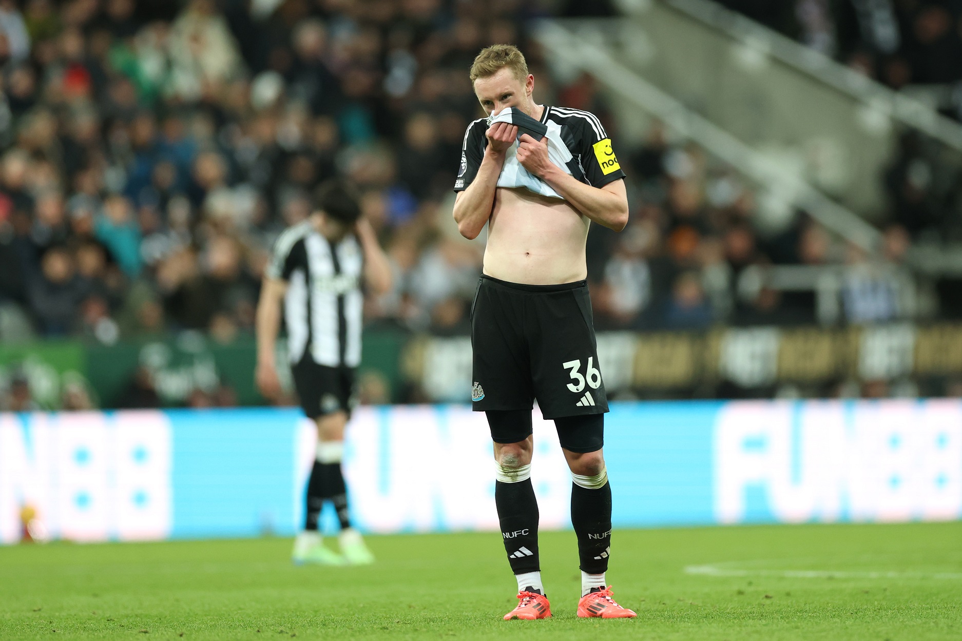 Newcastle United midfielder Sean Longstaff