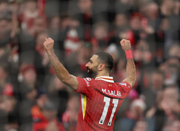 Mo Salah celebrates goal vs Leicester City