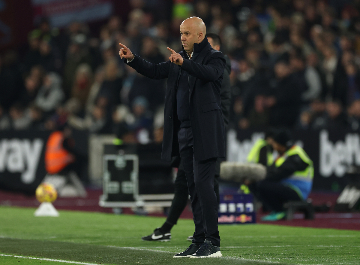 Liverpool coach Arne Slot on the touchline vs West Ham