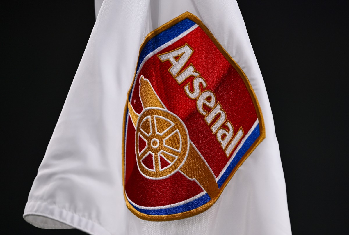 Close-up of an Arsenal corner flag