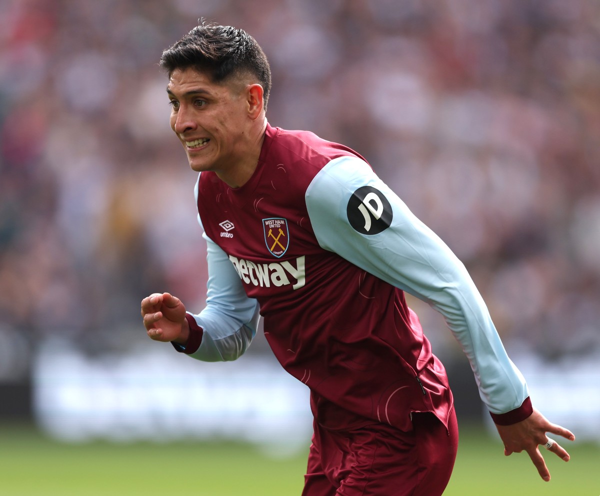 Edson Alvarez in action for West Ham against Fulham