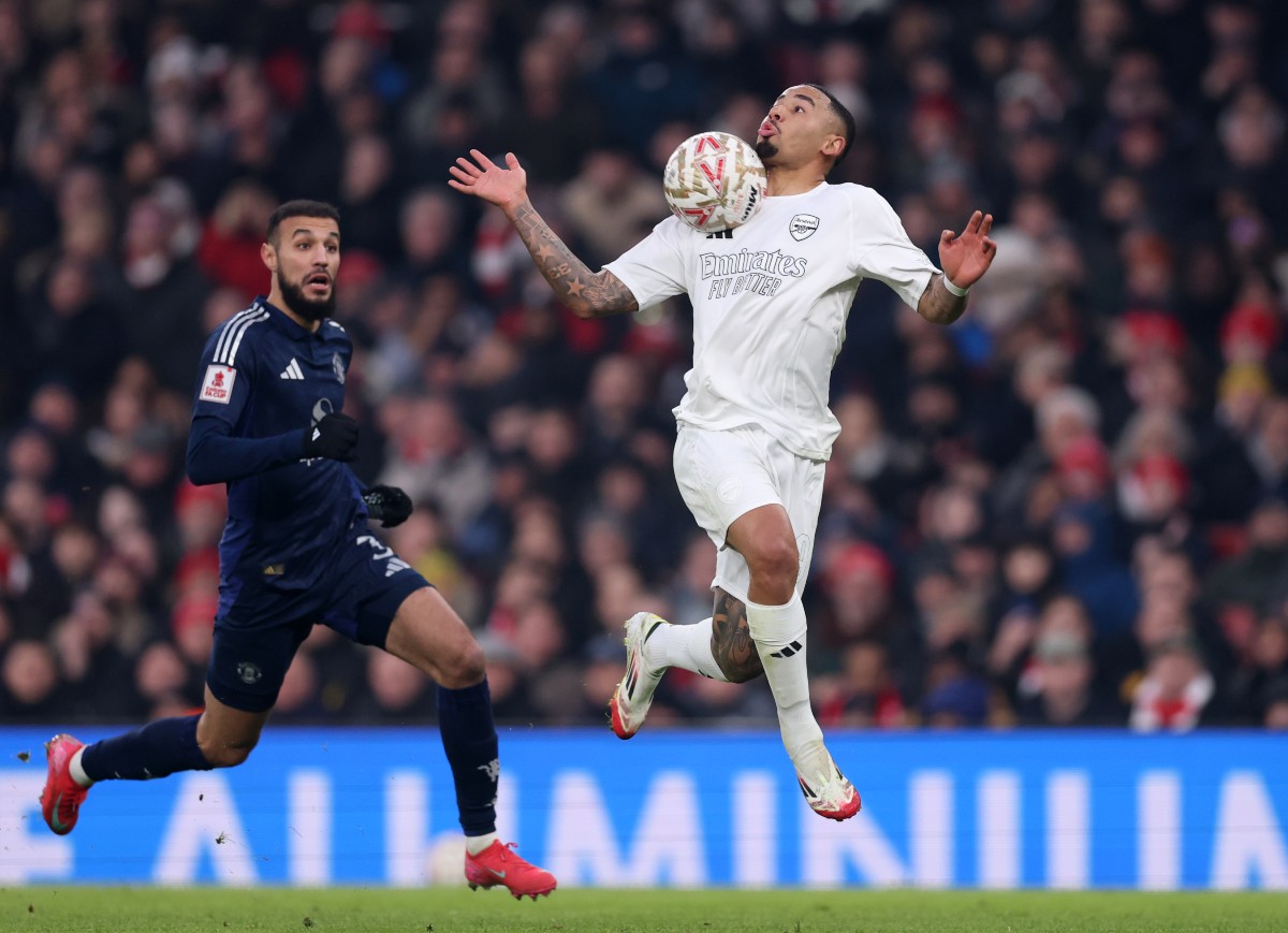 Gabriel Jesus in action for Arsenal