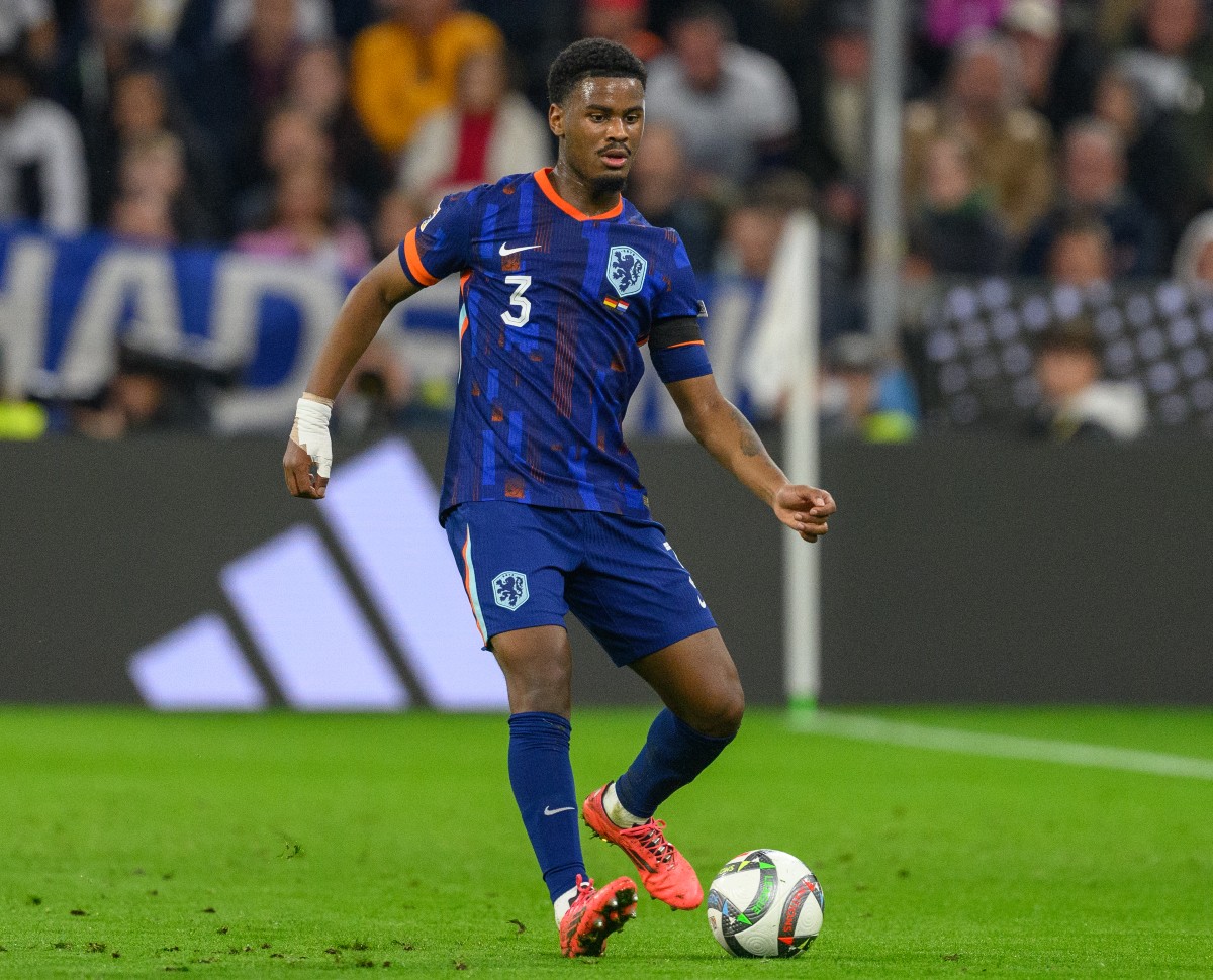 Jorrel Hato in action for the Dutch national team