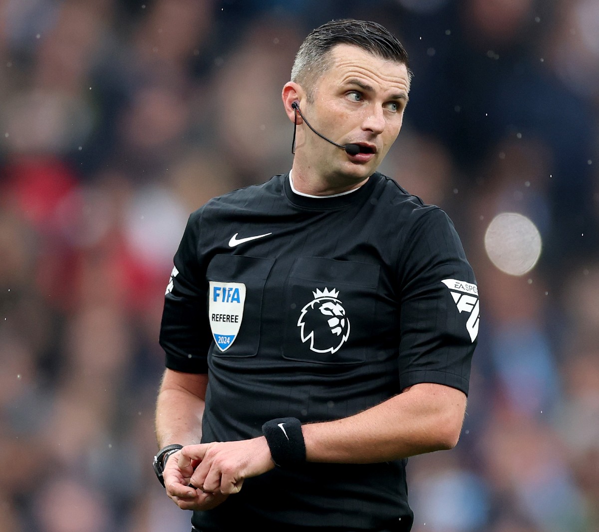 Referee Michael Oliver during the Man City vs Arsenal game earlier this season