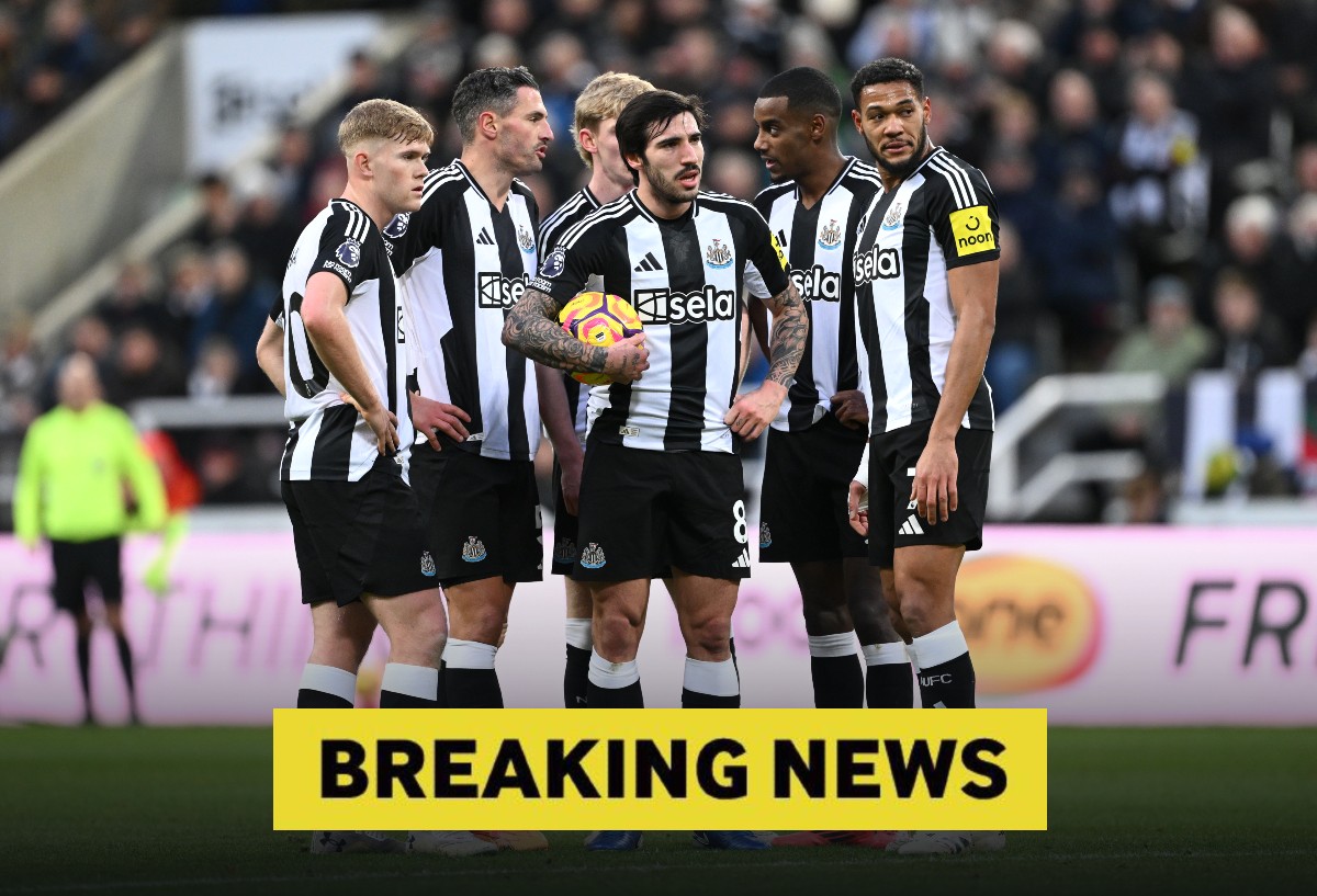 Sandro Tonali and Alexander Isak of Newcastle United