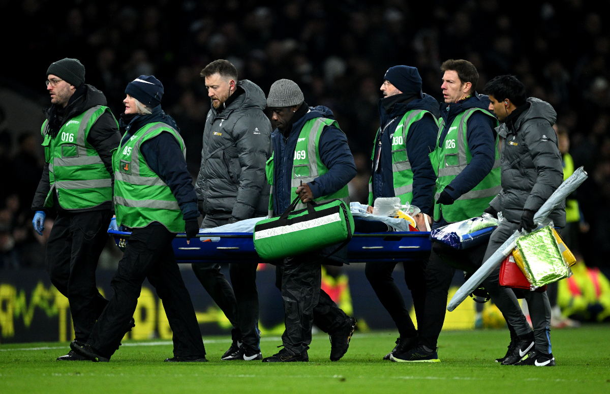 Rodrigo Bentancur leaves the field during the Tottenham match